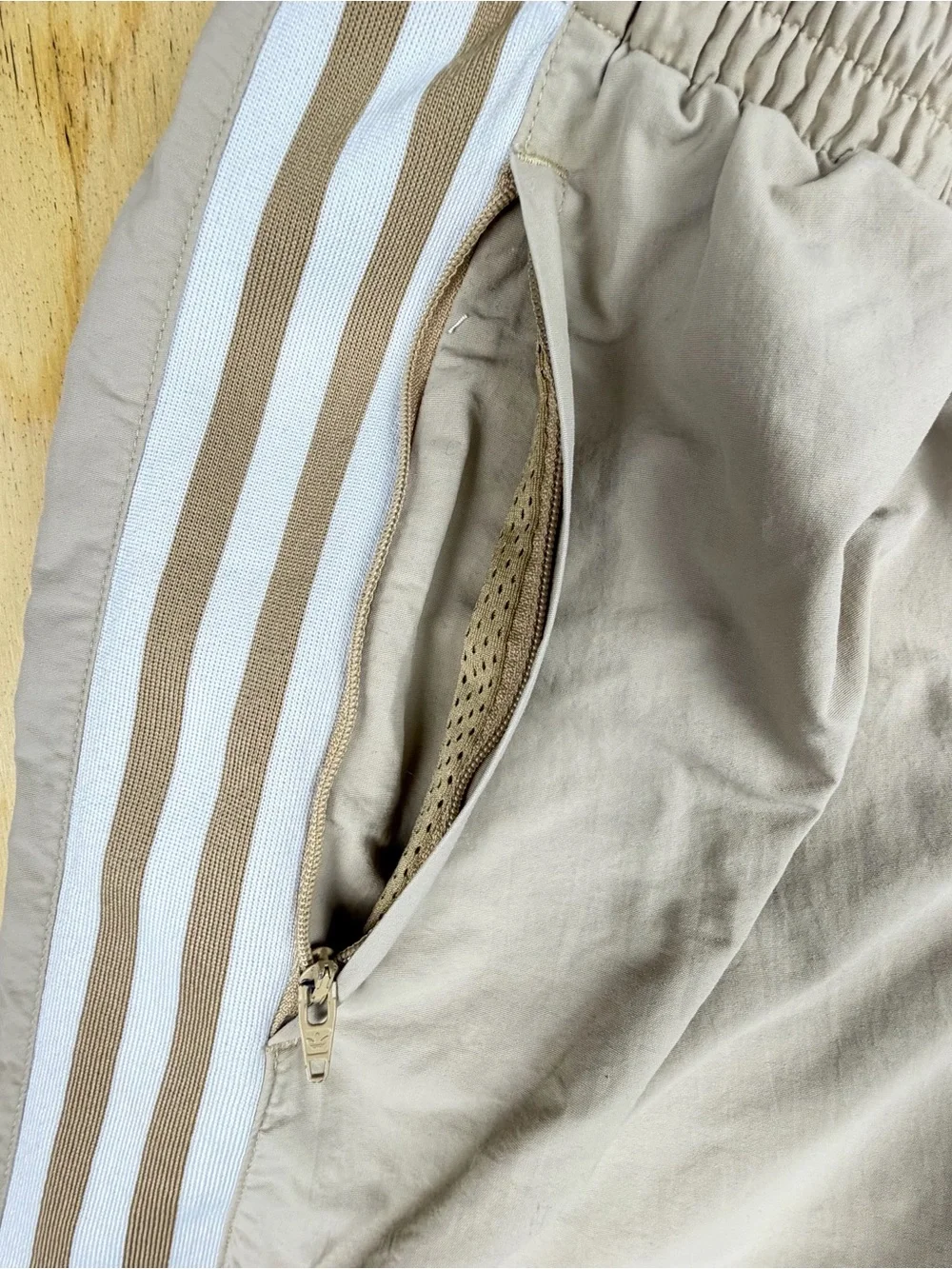 Adidas Originals Beige Joggers Women's Size S Track Pants 3-Stripe Athletic - Picture 8 of 16